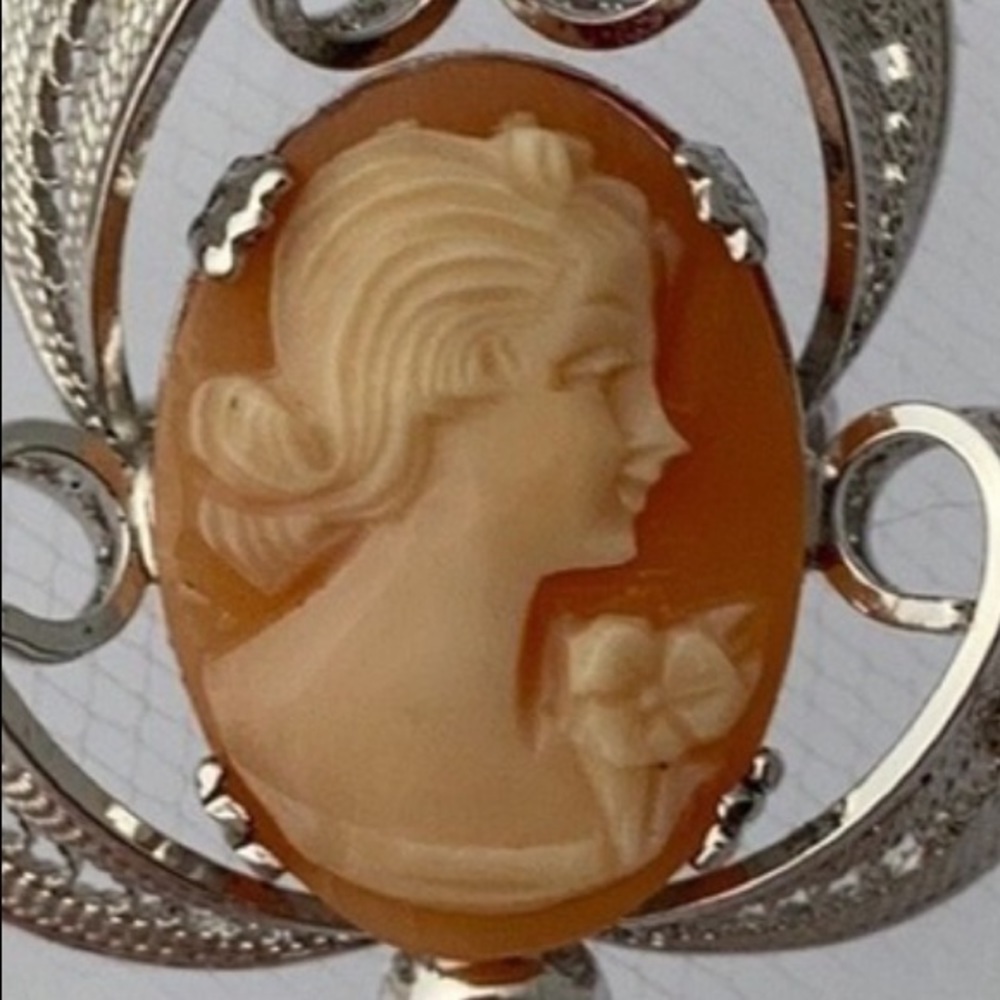 Sterling Silver Vintage Cameo Brooch - Picture 6 of 11